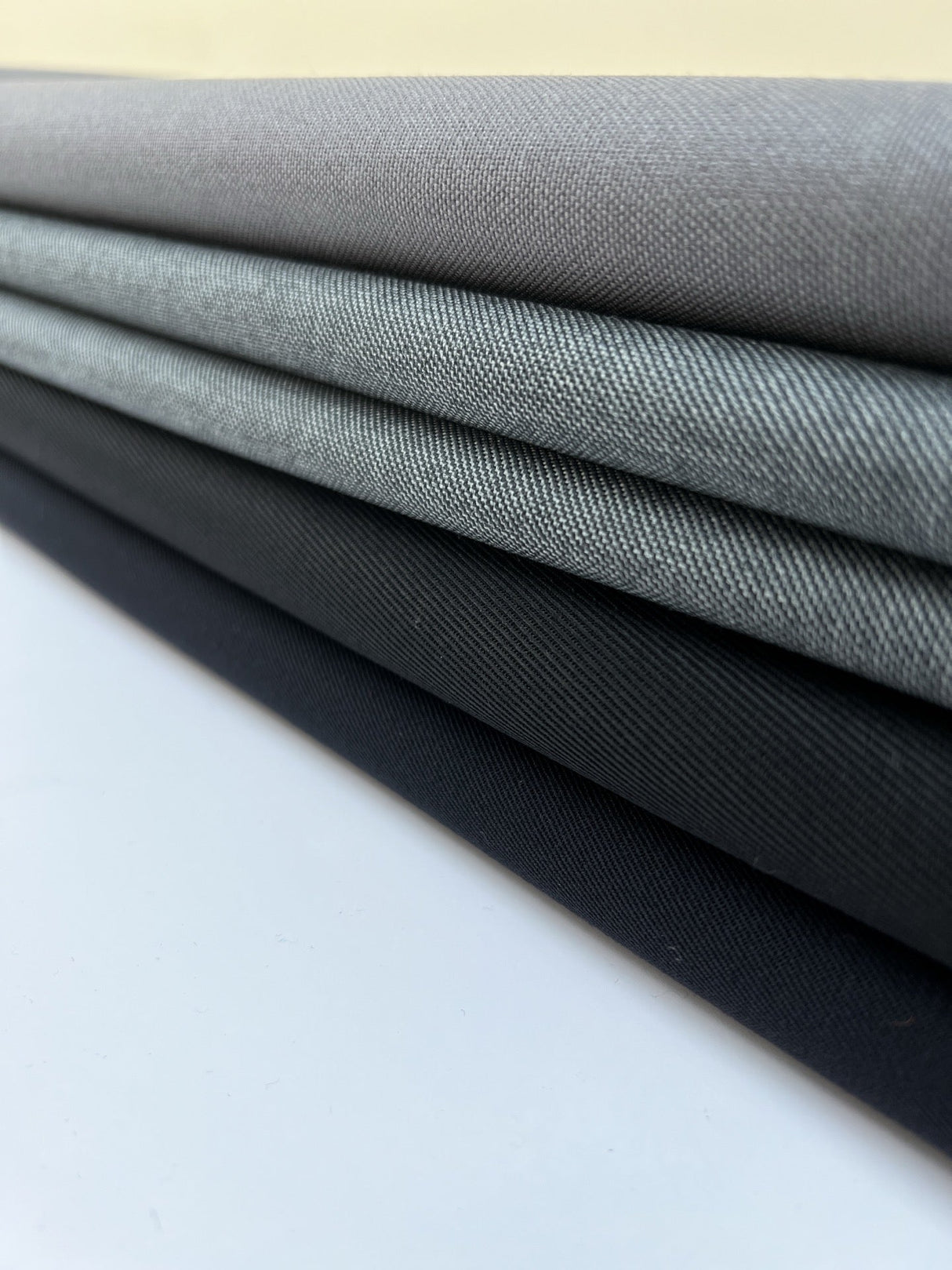 Virgin Wool Twill Gray Blue