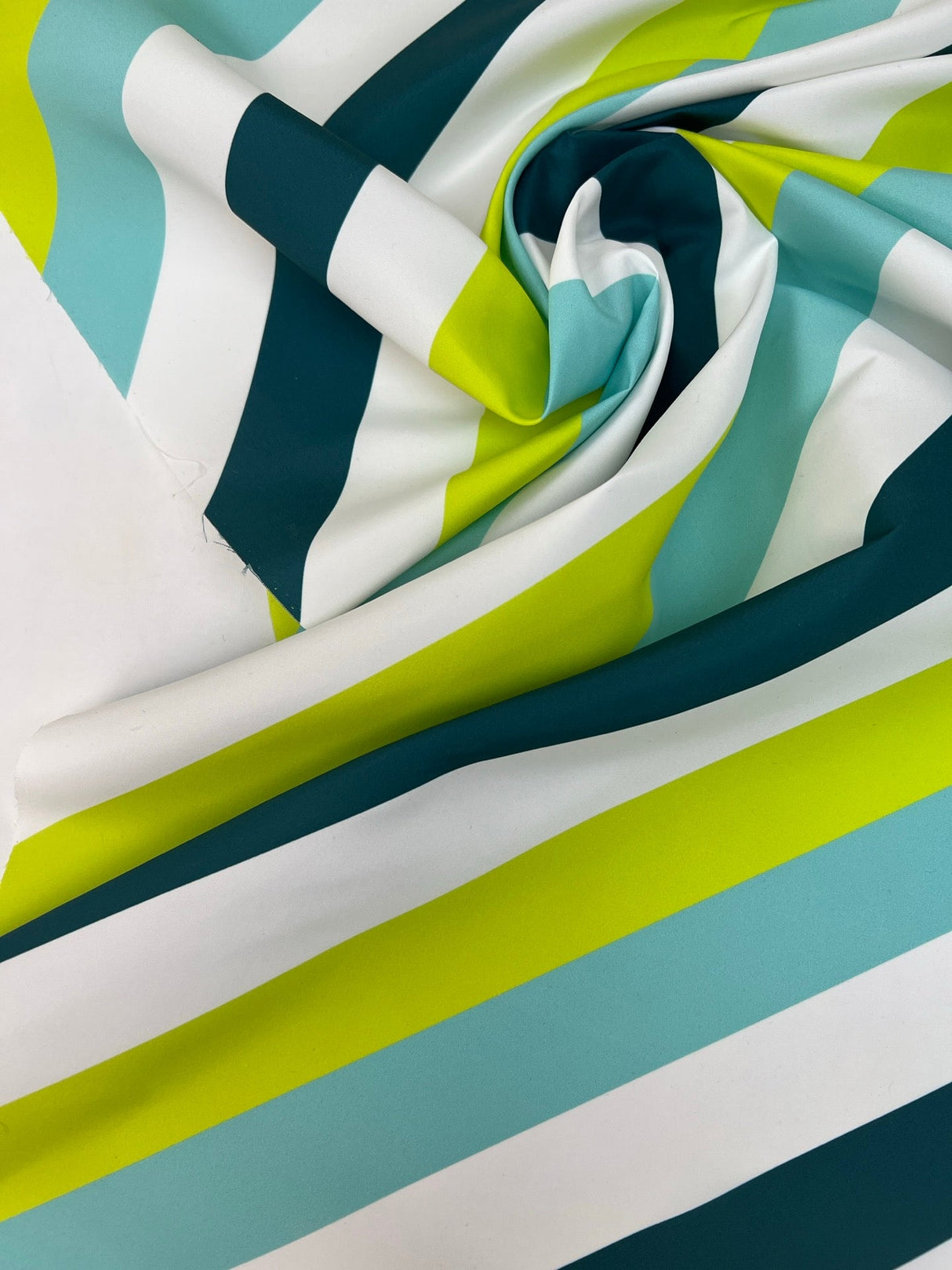 Polyester Woven Striped Multicolour Lightweight