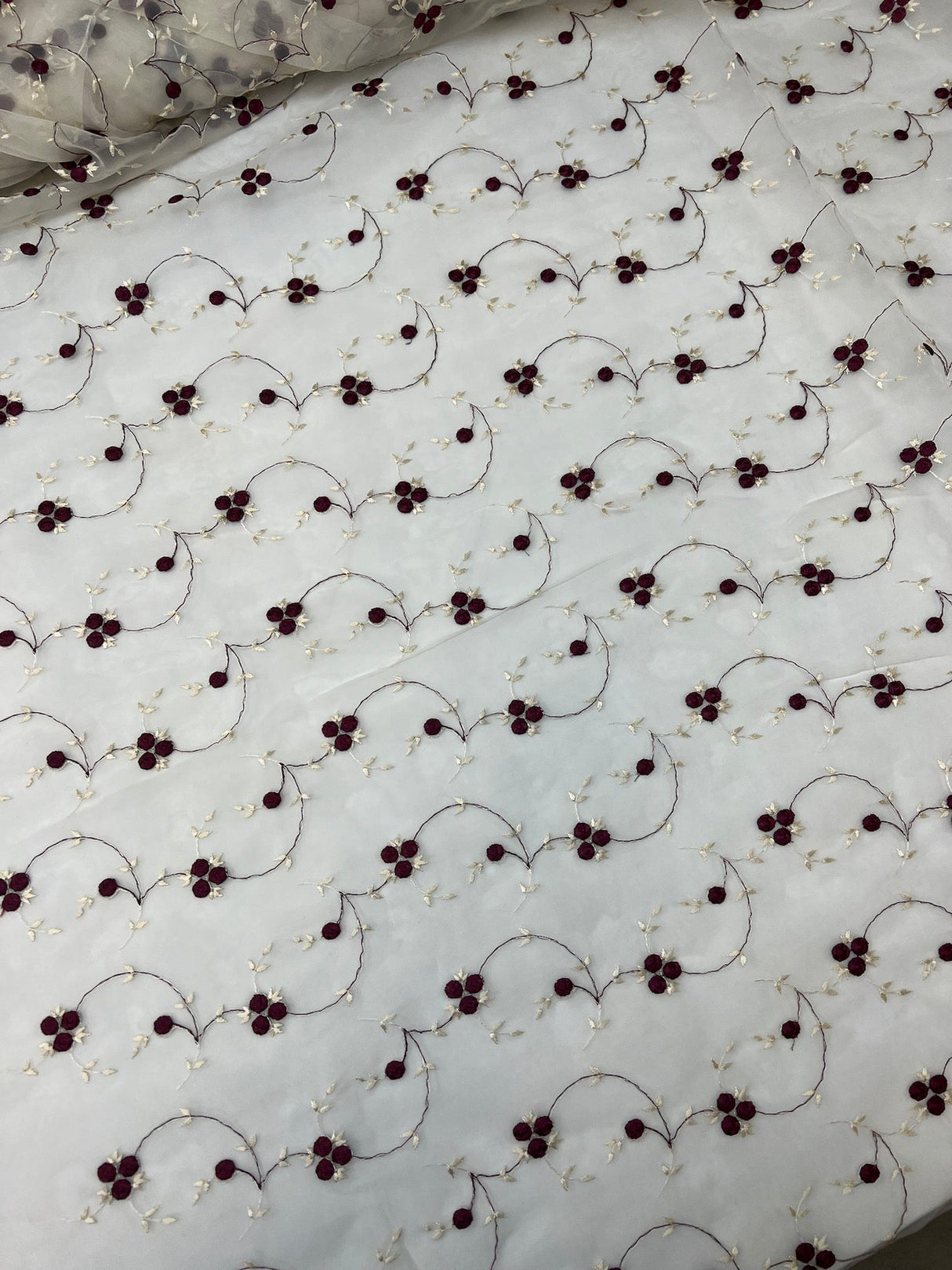 Embroidered Organza Polyamide Viscose Red Beige Black