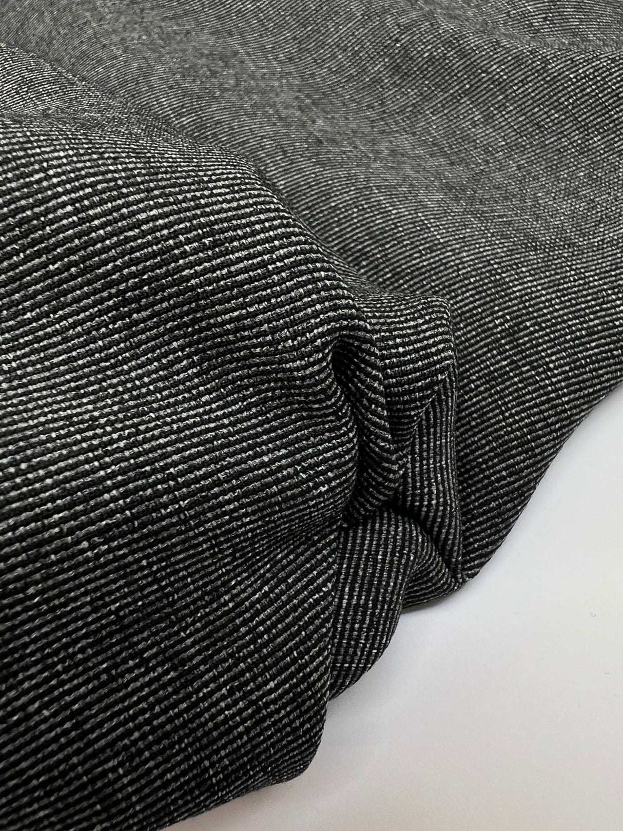Wool Rep Weave Suiting Fabric Gray Black