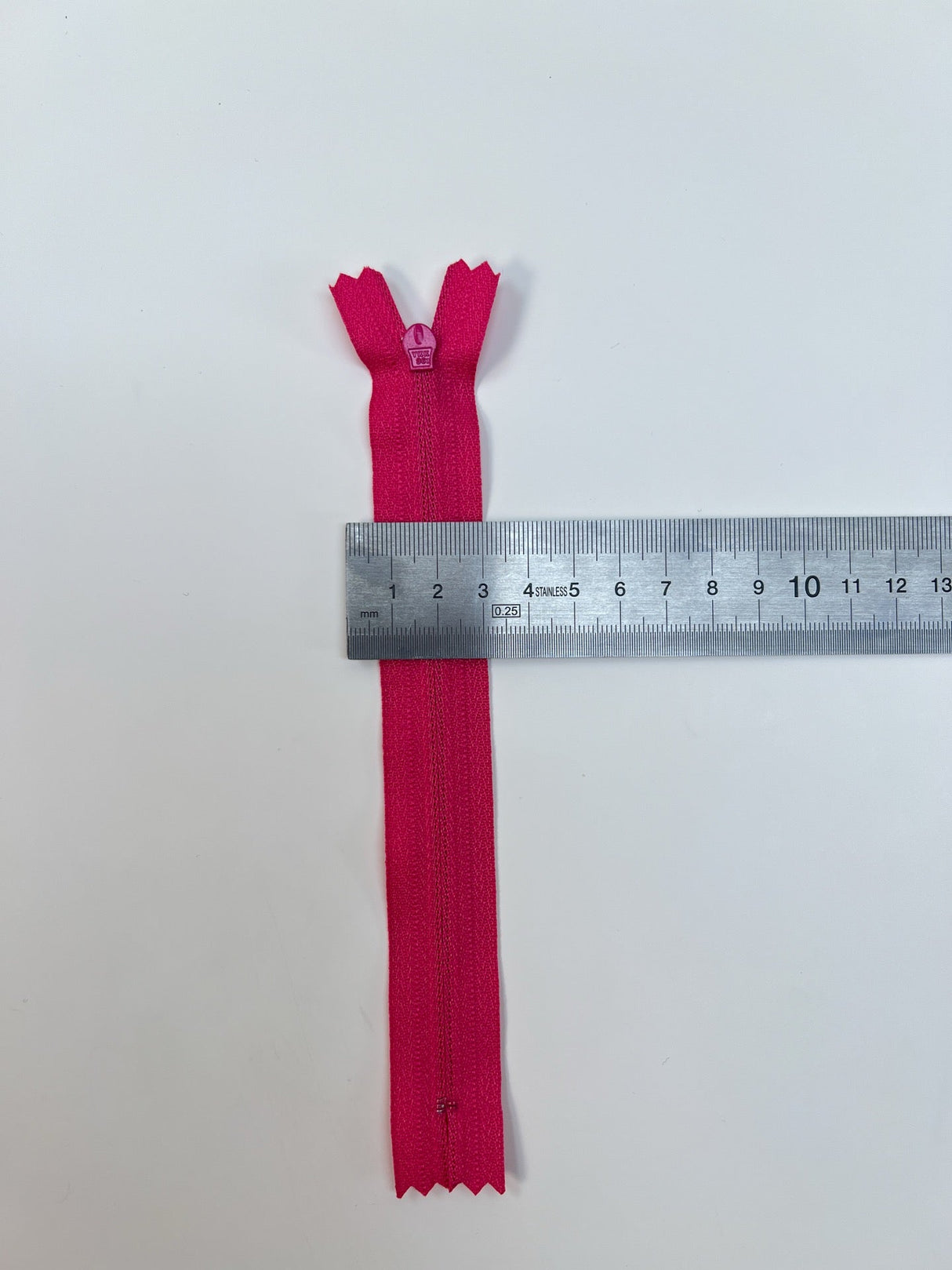Pink Polyamide Sewing Notions