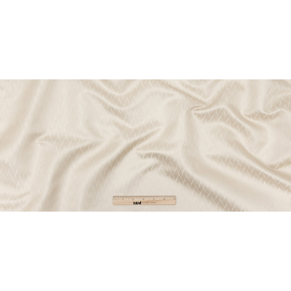 Drapery Jacquard - Champagne Flowing Leaves - British Imported