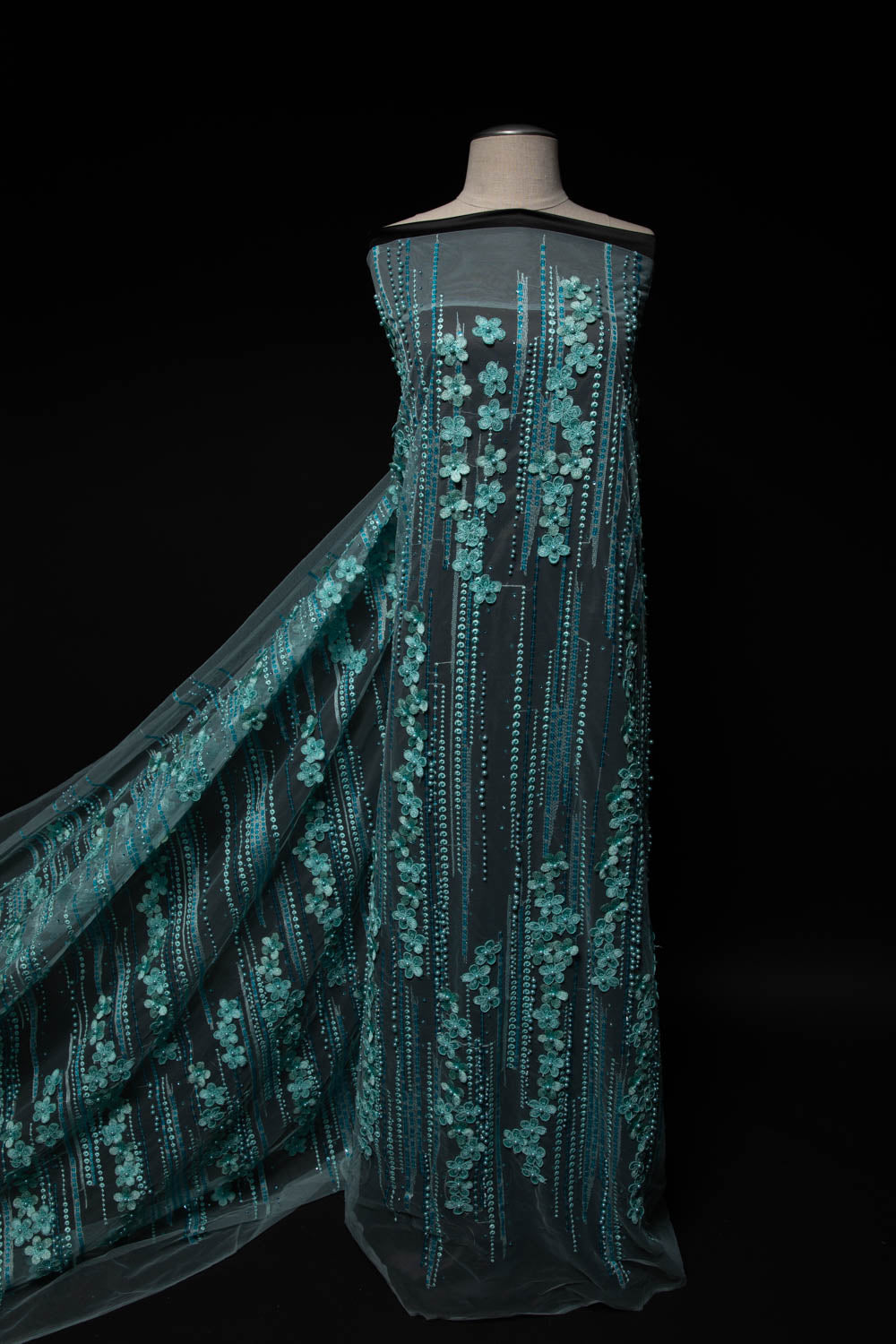 1 Yard P Soft Tulle Lace Fabric Sequins Applique Beautiful 3D Floral Design 52/54" Wide