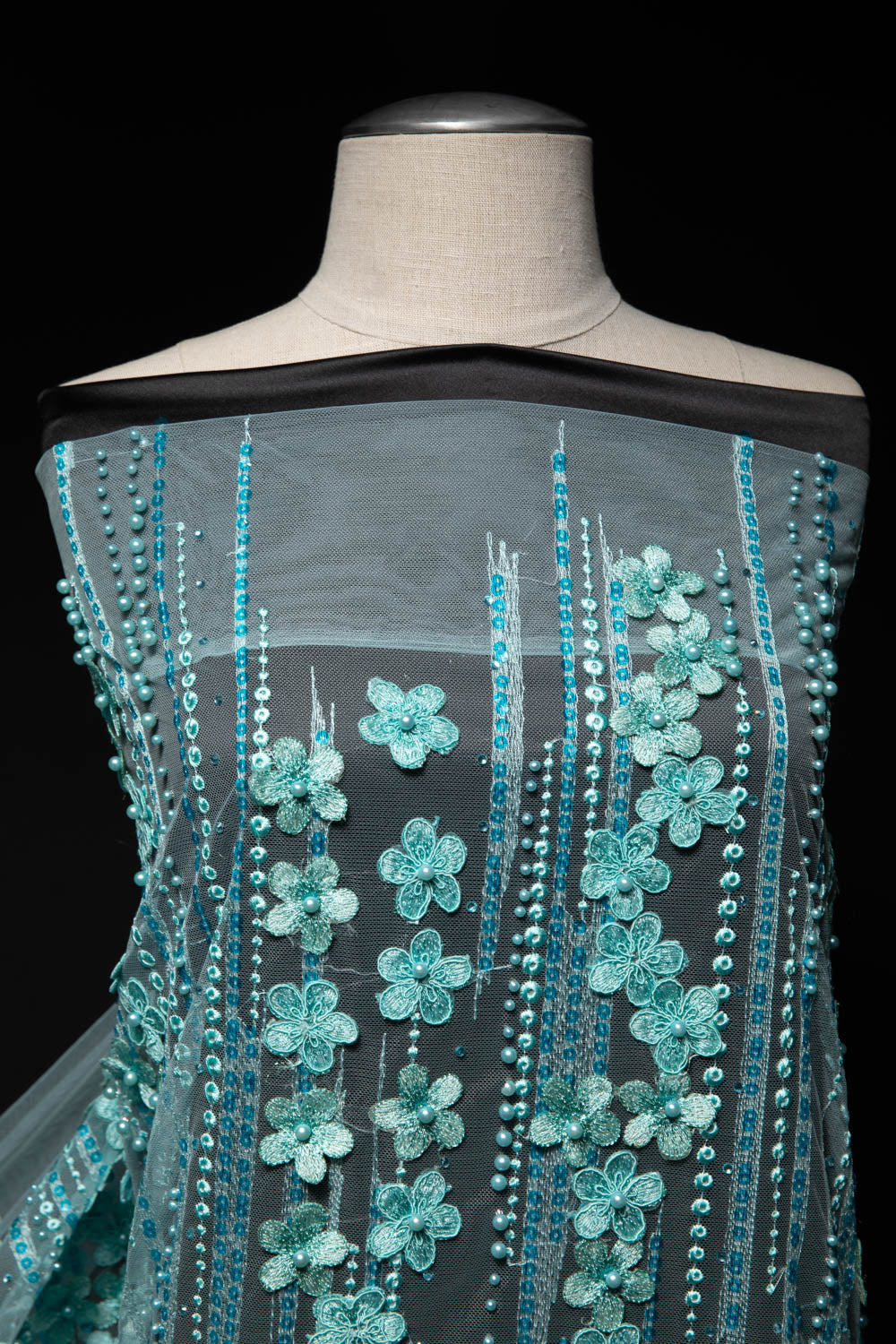 1 Yard P Soft Tulle Lace Fabric Sequins Applique Beautiful 3D Floral Design 52/54" Wide