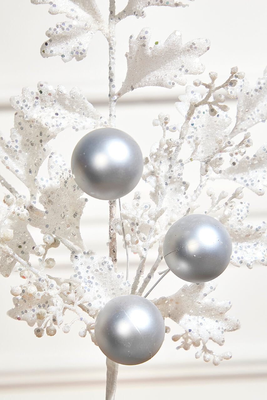 22" Ball Bead Spray - White