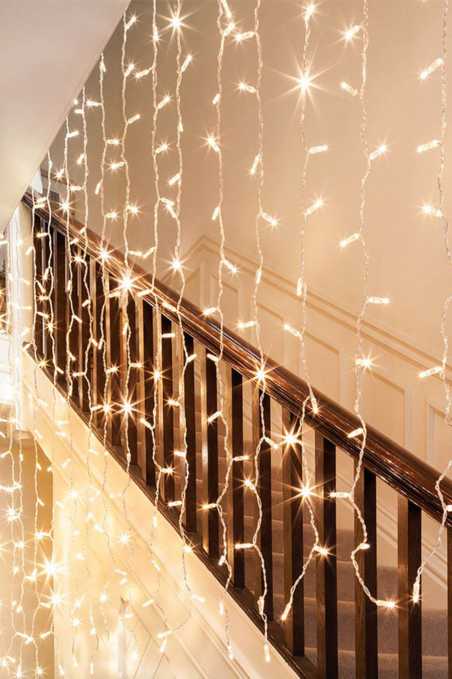 300 LED 12 Strand Twinkling Curtain Light Plug In with Remote