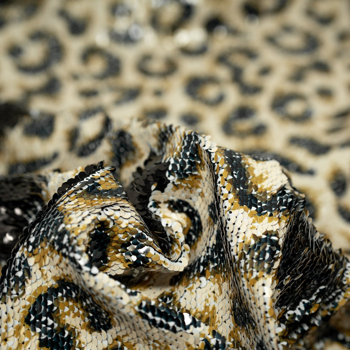 Cheetah Printed Flip Sequin Spandex Fabric - Cheetah Spots, Black Reverse, 55/56" Width (1 Yard)