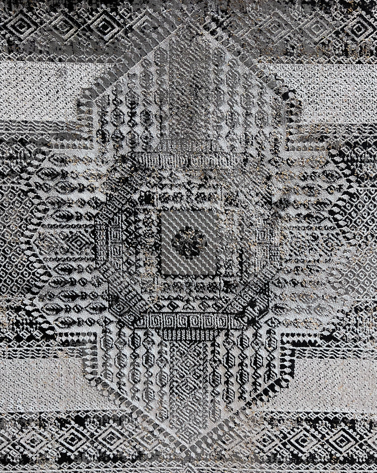 Chromatic Elegance Foldable Flat Weave Area Rug with Shifting Hues