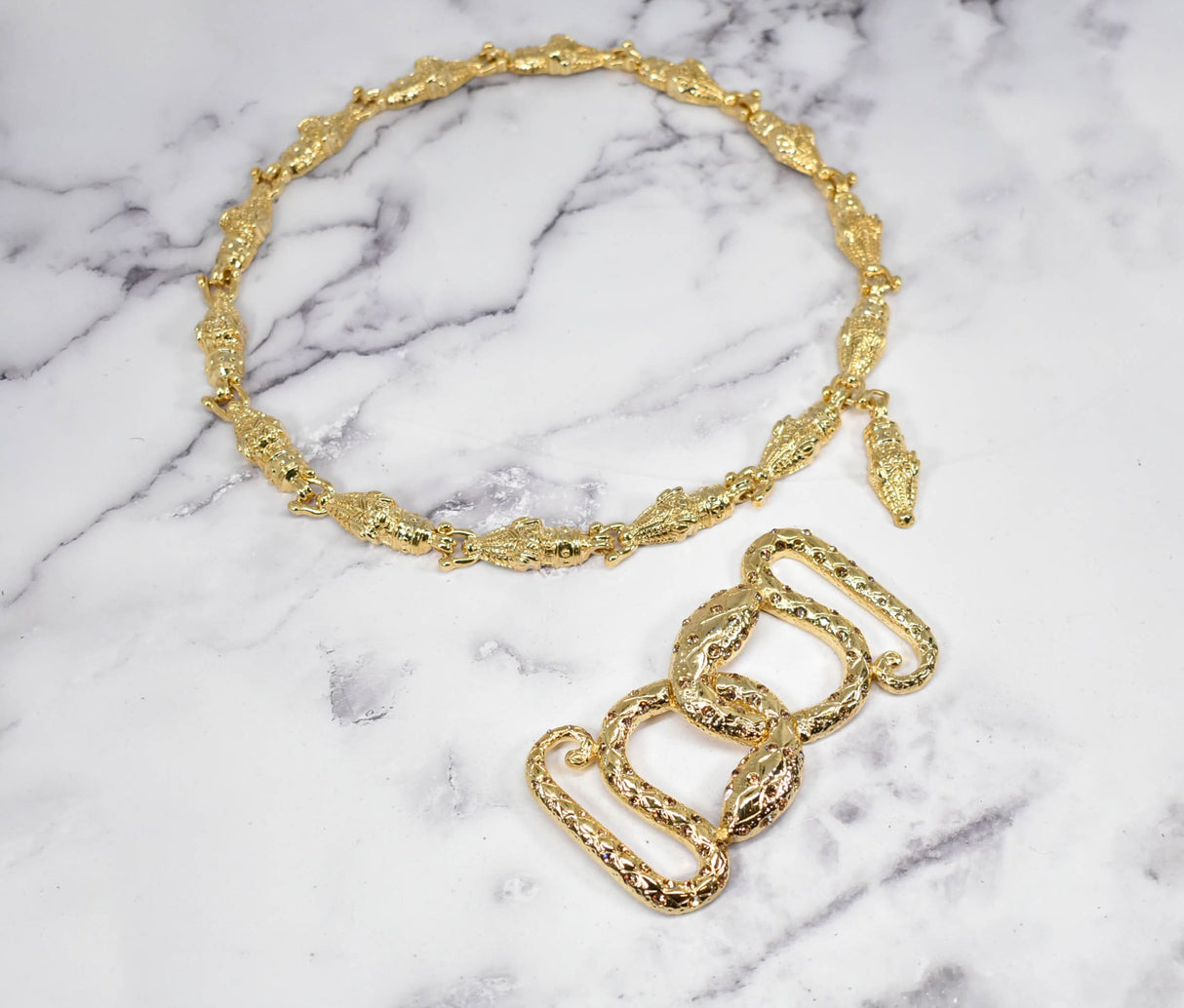 Rhinestone Alligator Necklace Buckle Set Gold