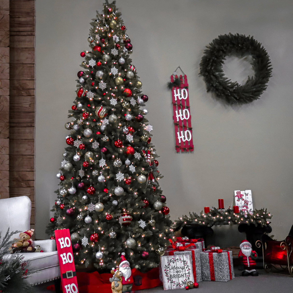 10ft Dunhill Fir Full Artificial Christmas Tree with Hinged Branches