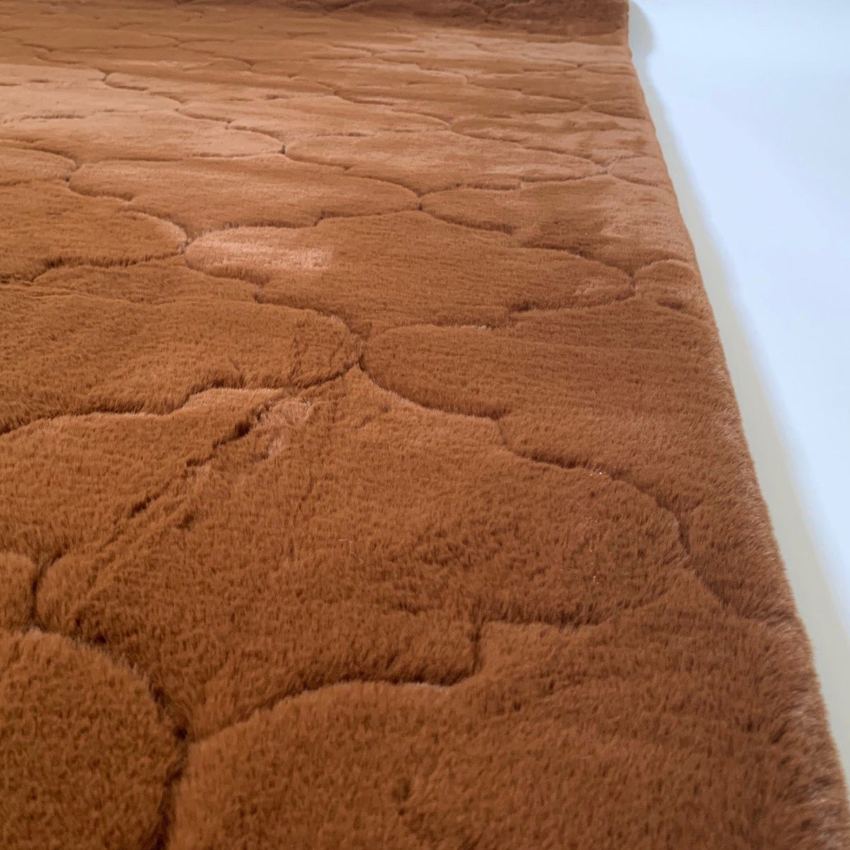 Soft Cozy Fuzzy Faux Fur Brown Clover Pattern Carpet/Rug for Modern Home Décor