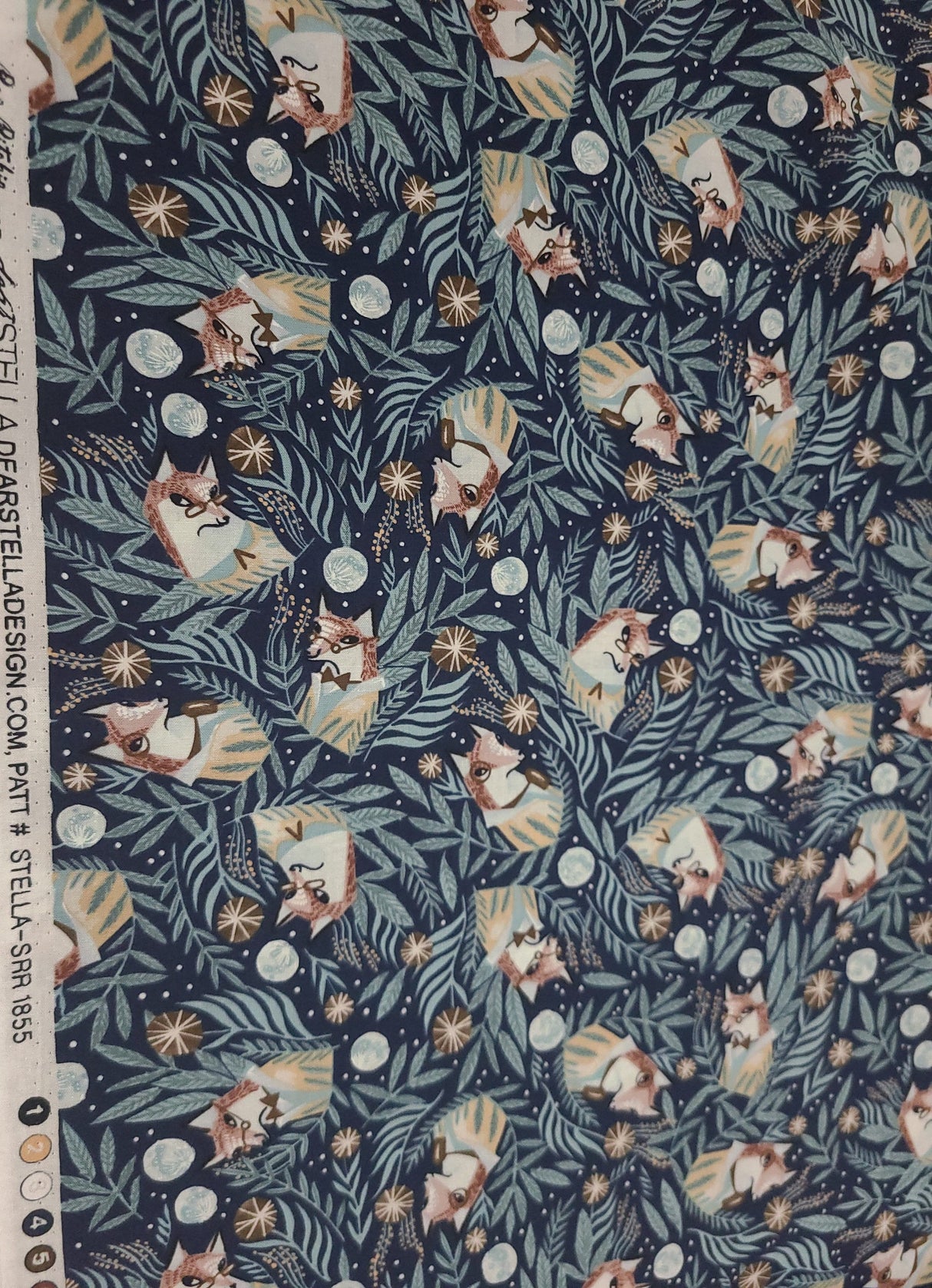 Quilting Cotton Starstuff Foxy Multi Dear Stella