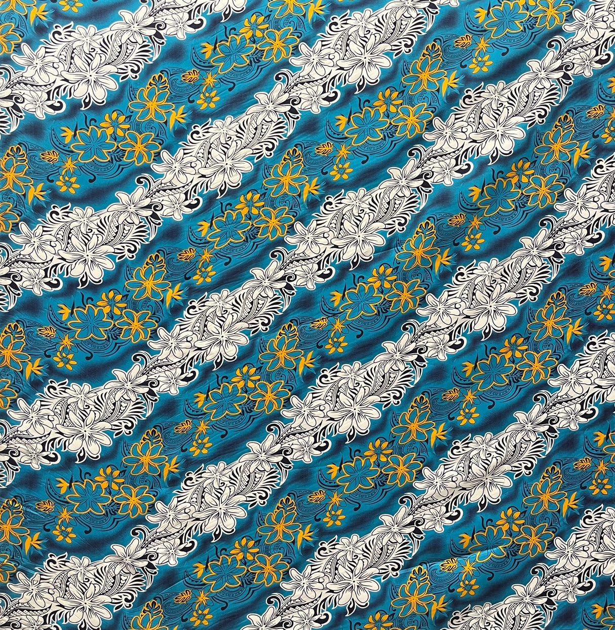 Diagonal Tiare Lei Polyester Fabric - Traditional Polynesian Tattoo Print, 36" X 45" (1 Yard)