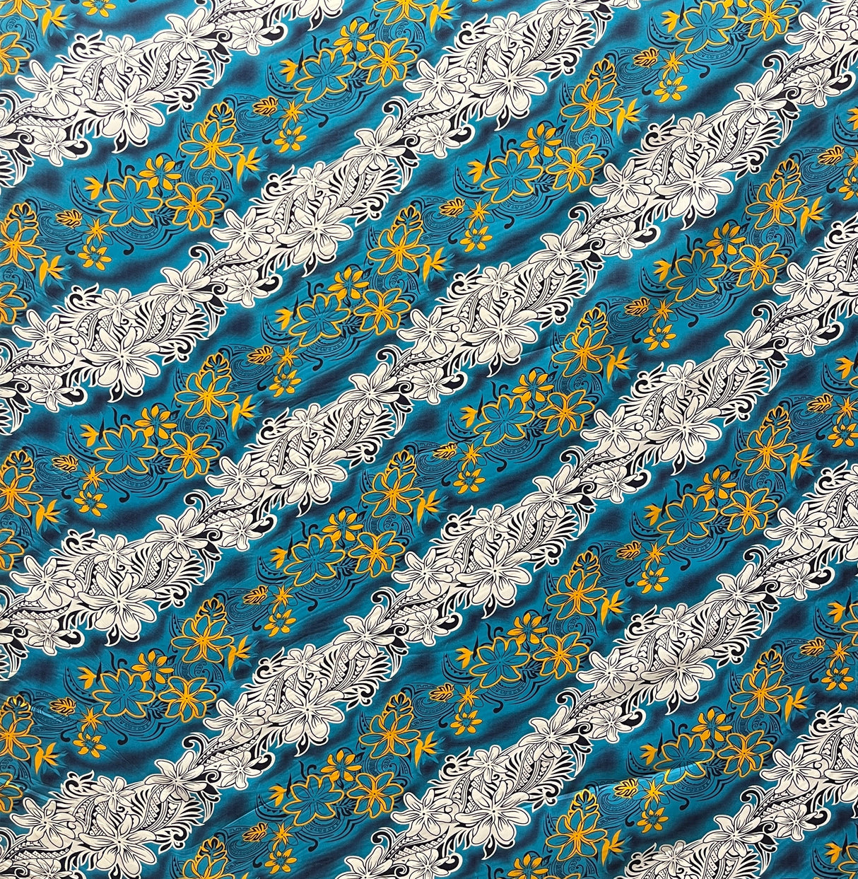 Diagonal Tiare Lei Polyester Fabric - Traditional Polynesian Tattoo Print, 36" X 45" (1 Yard)