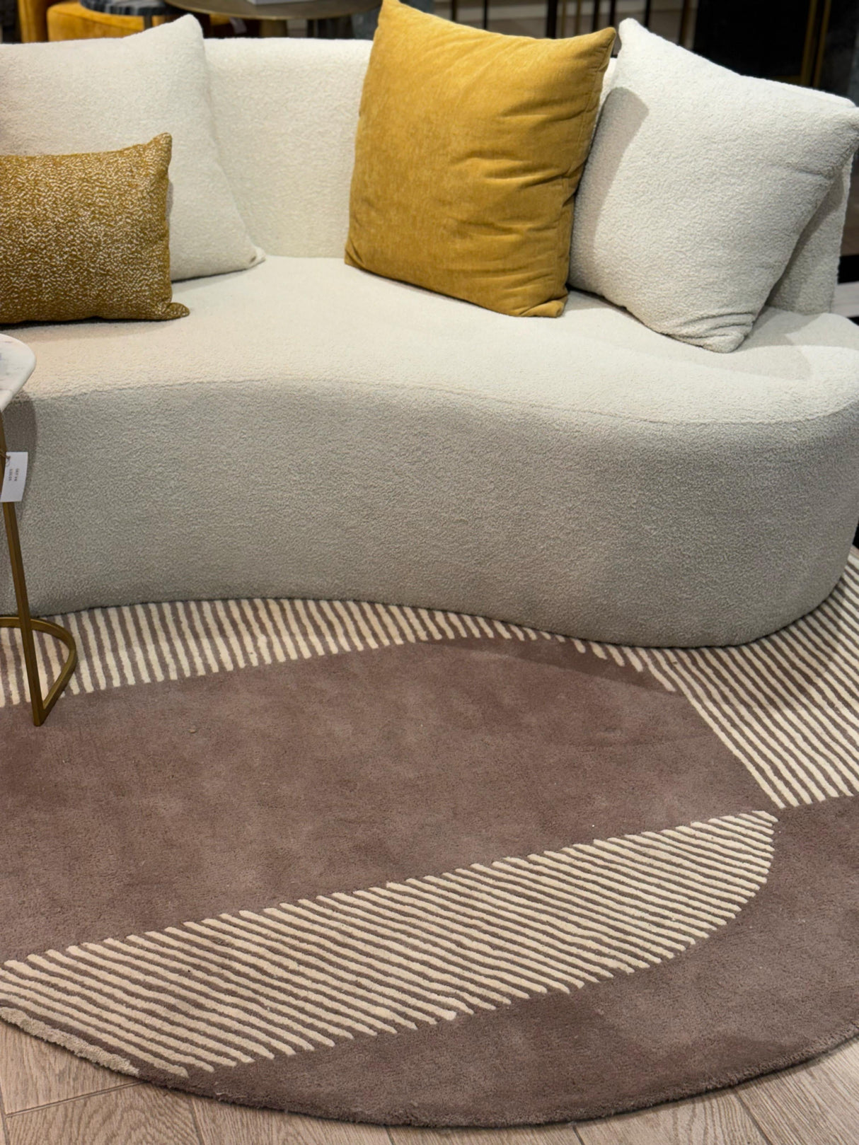 Beluga Tufted Design 61 Wool Fabric - Ivory Light Grey, Hand Tufted, Round (6' X 6' Round)