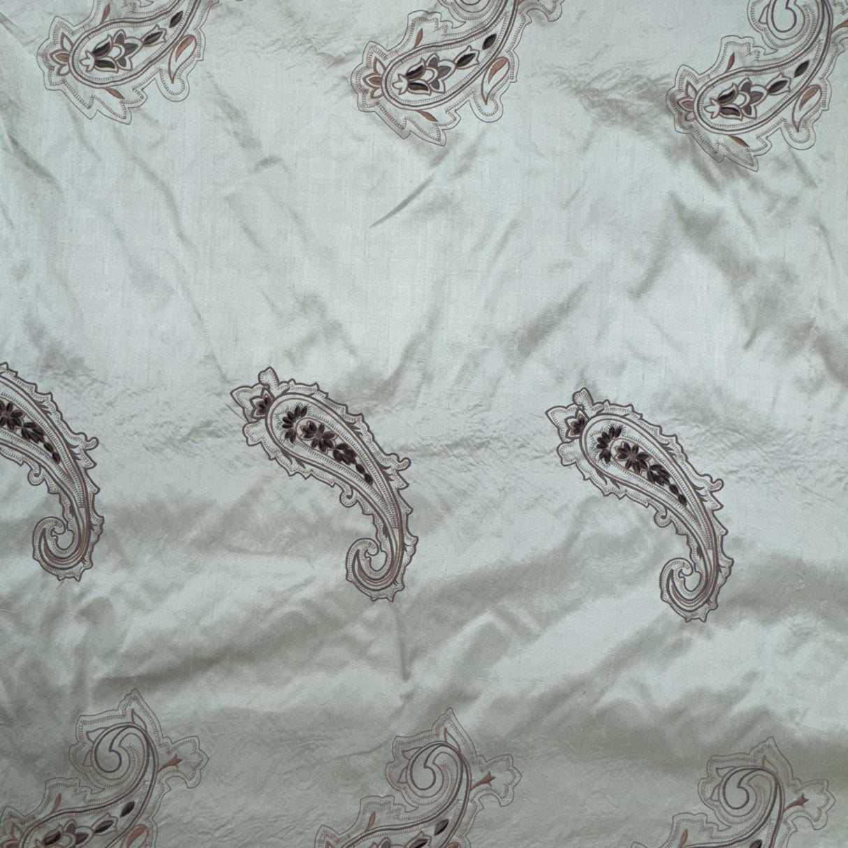 Eclipse Silk Fabric - Velvet Paisley, 54" Width (1 Yard)