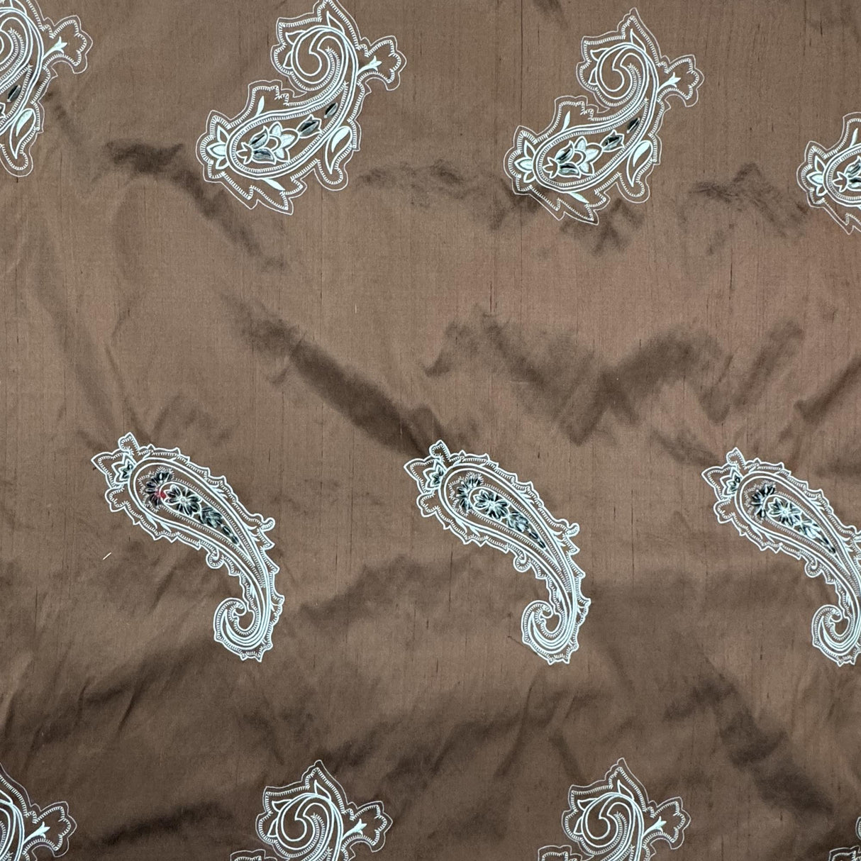 Eclipse Silk Fabric - Velvet Paisley, 54" Width (1 Yard)