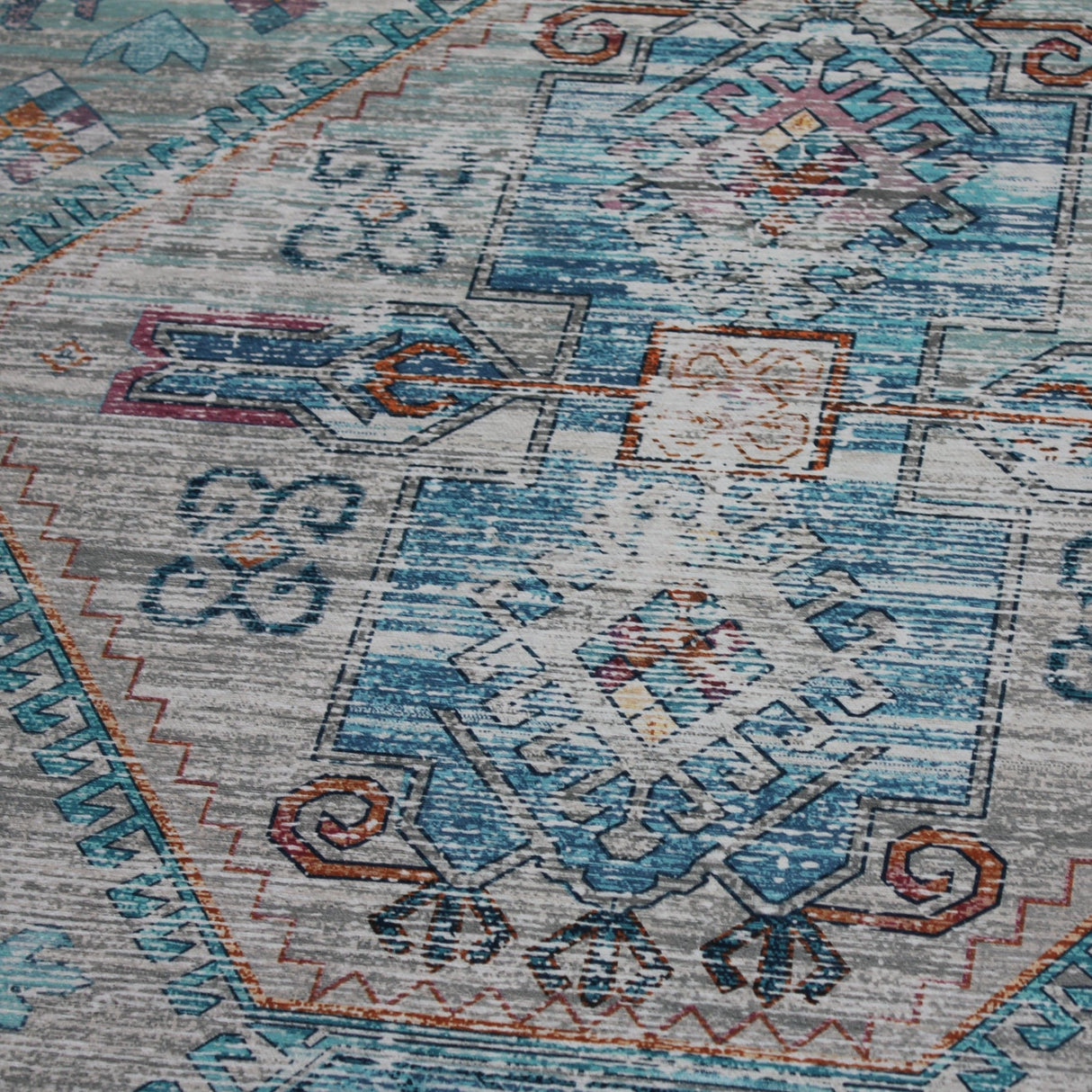 Beige Blue Orange Tones Vintage Faded Print Style Area Rug - Beige Blue Orange Vintage Faded Print, 5' X 7' And 7'6" X 10'3" (1 Unit)