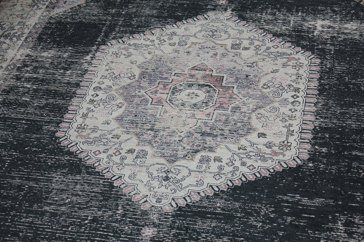 Medallion Vintage Faded Print Style Polypropylene Fabric - Faded Medallion Print, Black, Low Pile, 5' X 7' (1 Rug)