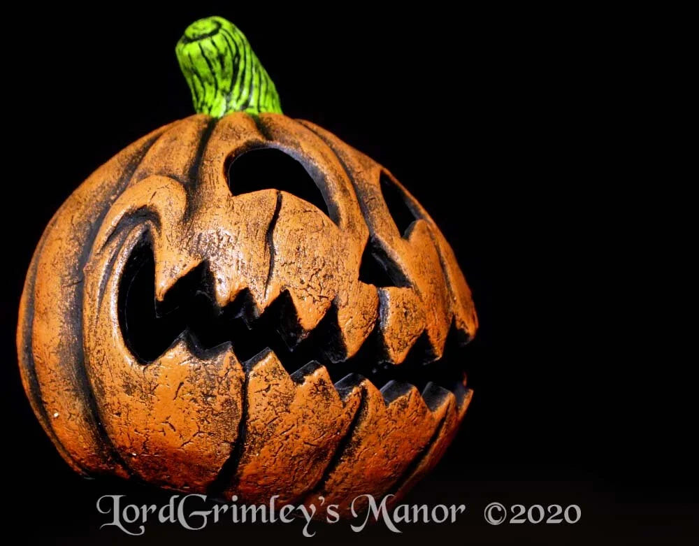 Happy Pumpkin - Latex Prop