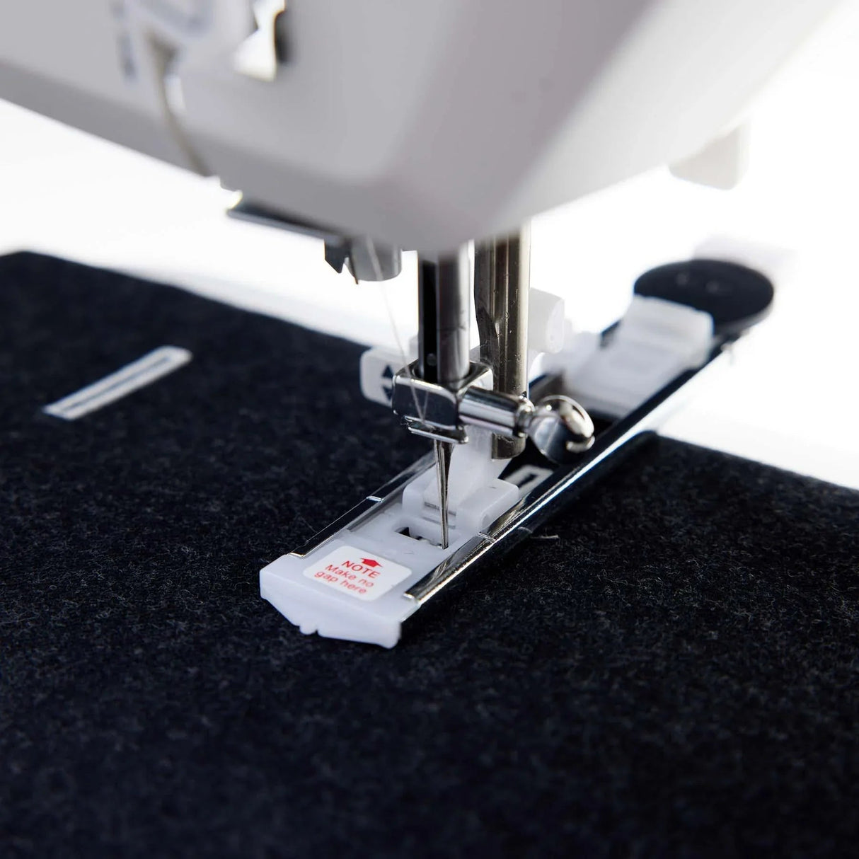 HUSQVARNA VIKING ONYX 25 Sewing Machine