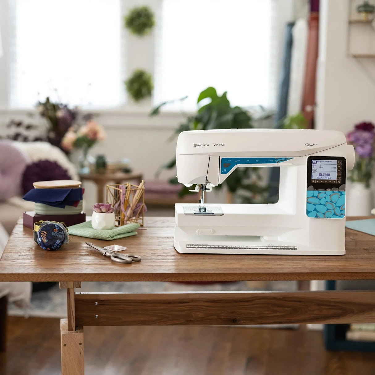 Computerized Sewing Machine with Touch Screen