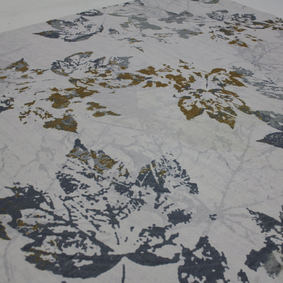 Mosaic Floral Leaf Lines Soft Print Cozy Faux Fur Carpet/Area Rug for Modern Décor