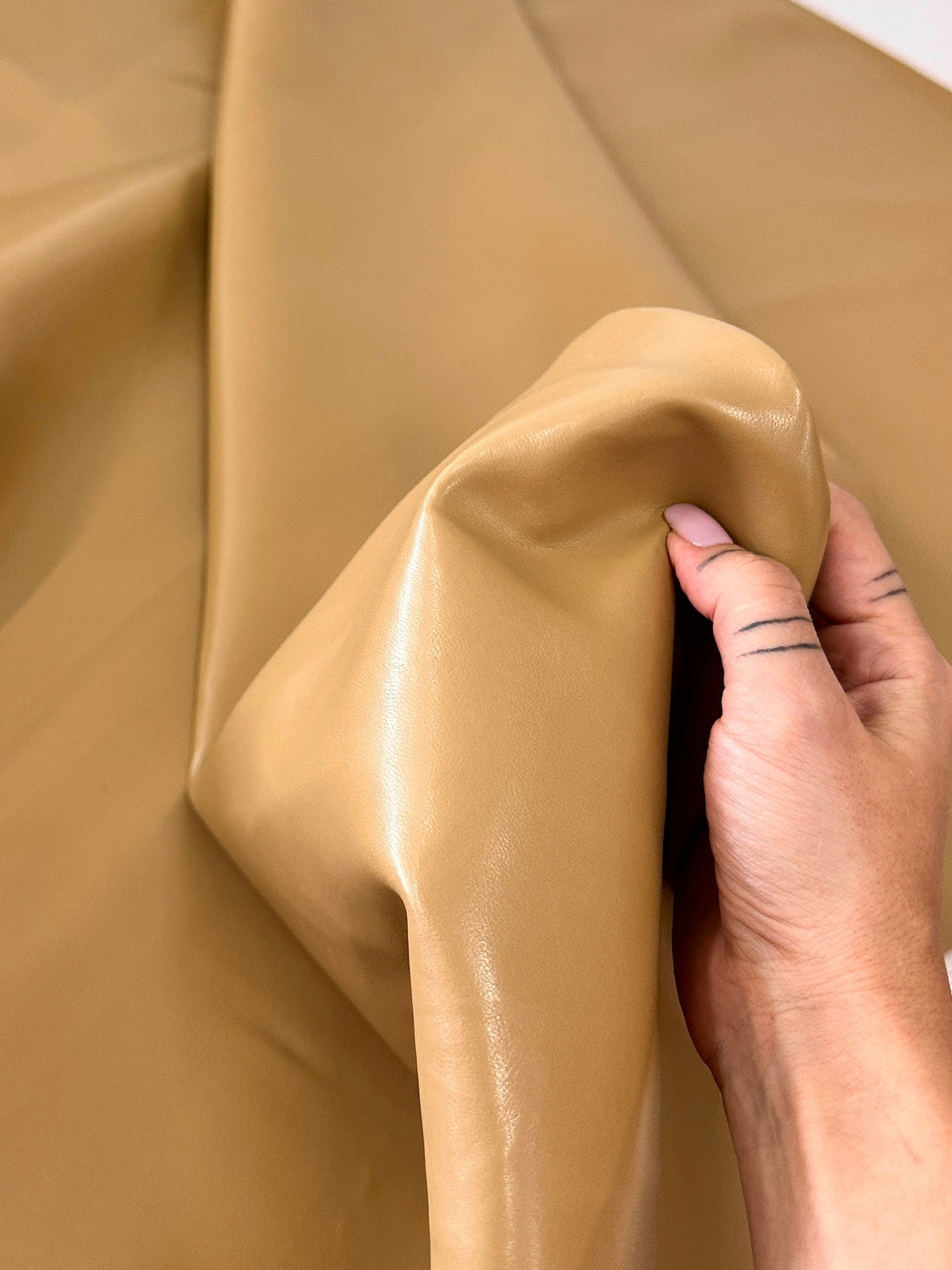 Stretch Faux Leather Caramel