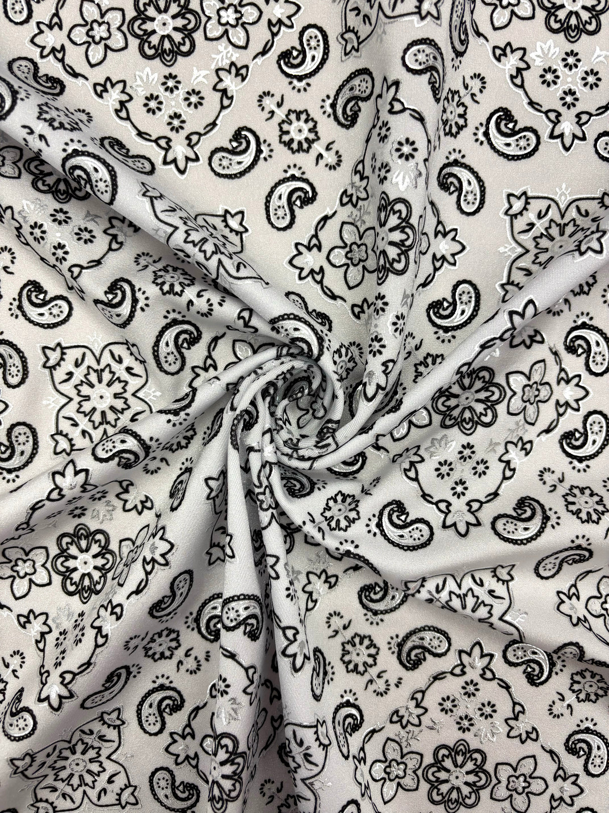 White Paisley Polyester Spandex Fabric - White Paisley Print, 58"/60" Width (1 Yard)