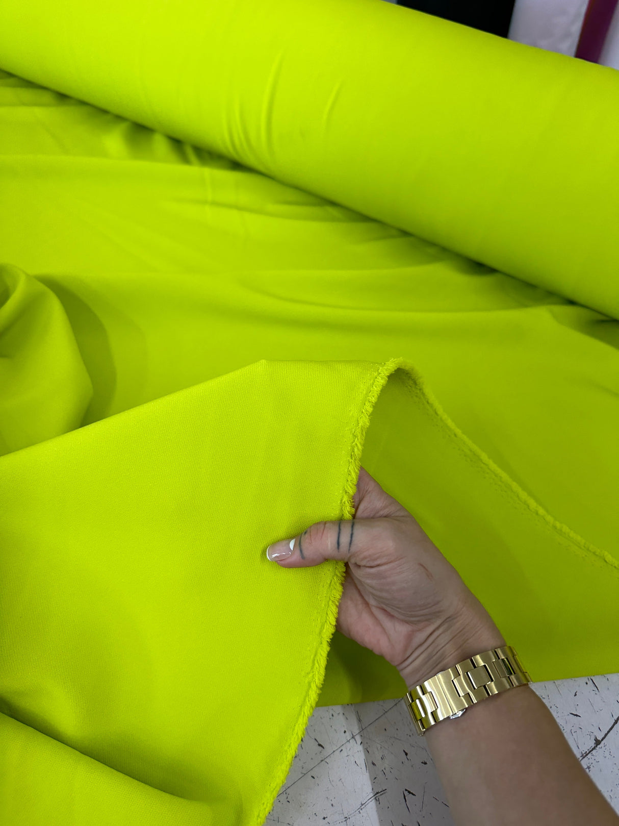 Stretch Crepe Apple Green