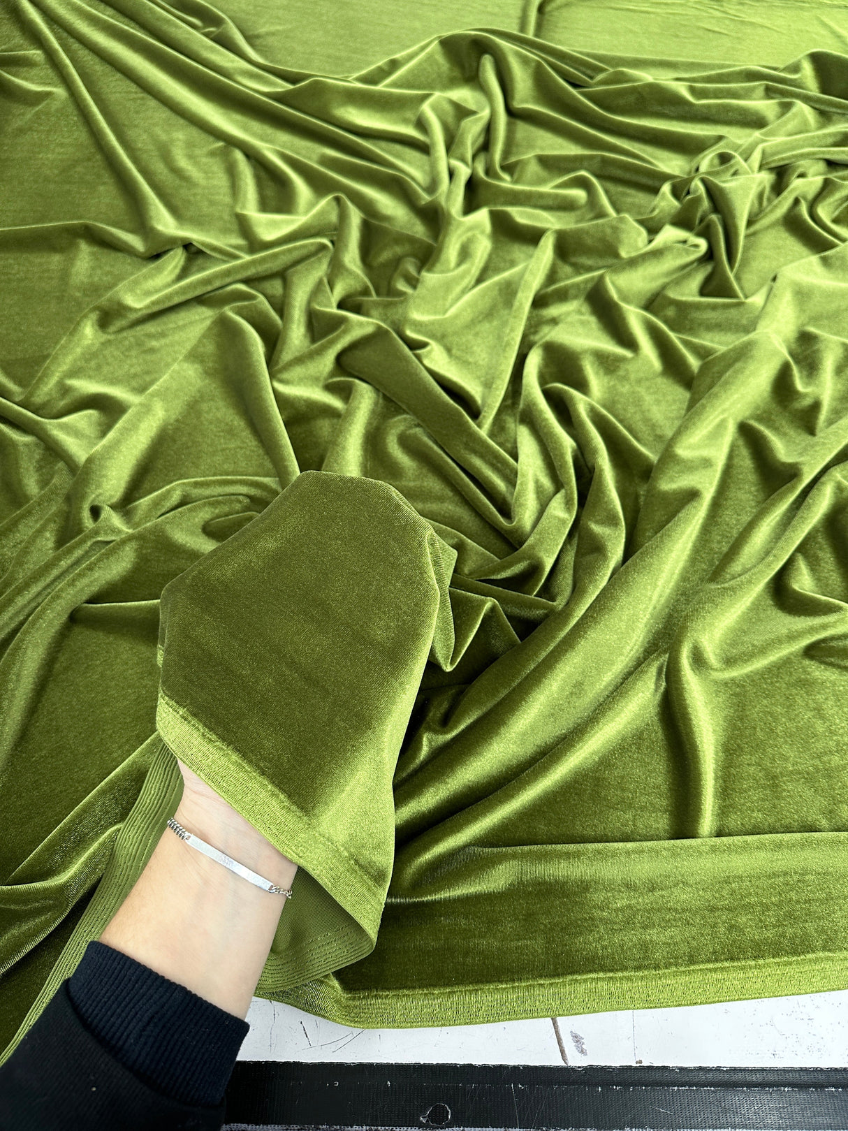 Stretch Velvet Olive