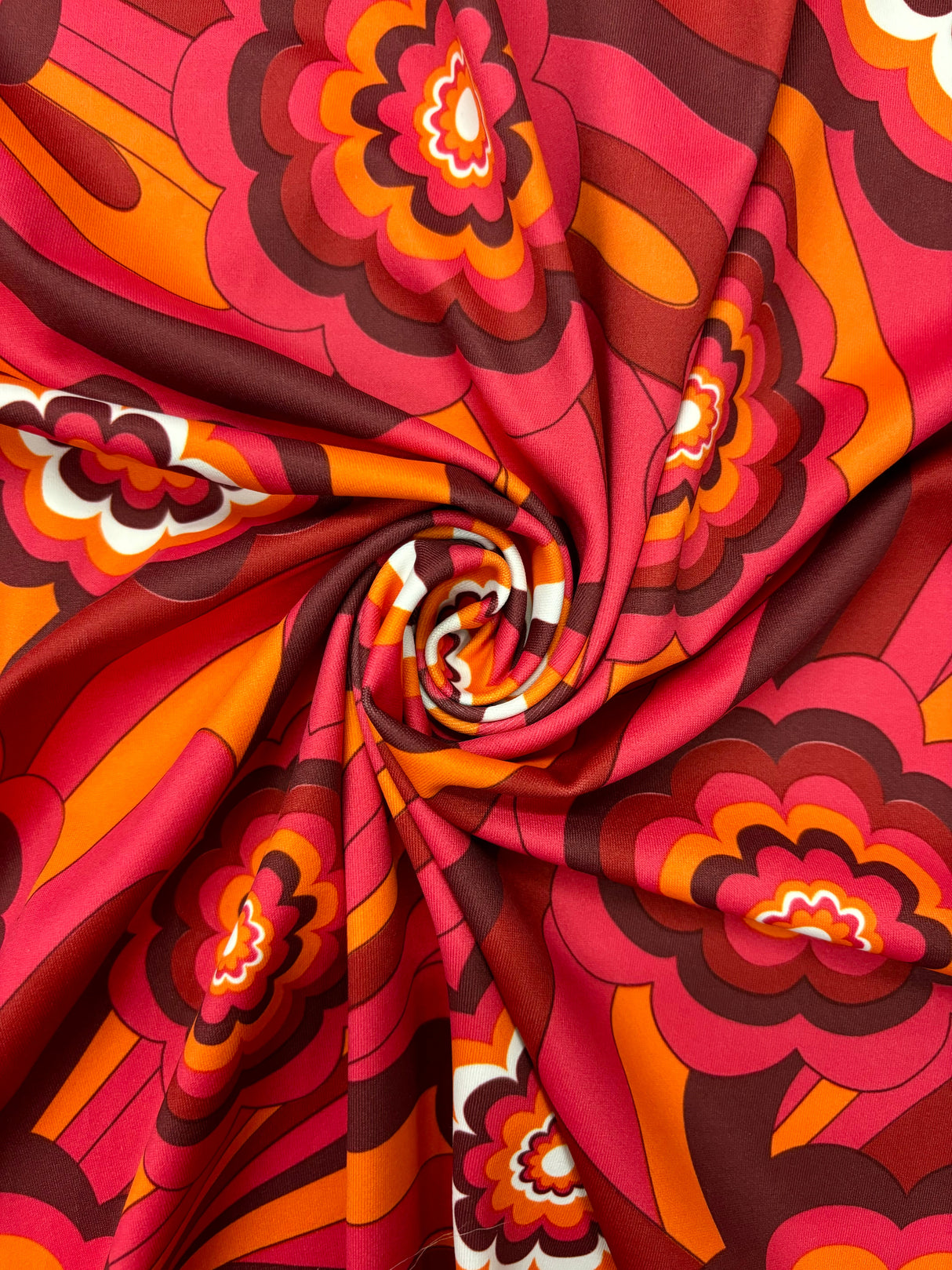 Retro Floral Printed Spandex Fabric - Retro Floral Print, 58"/60" Width (1 Yard)