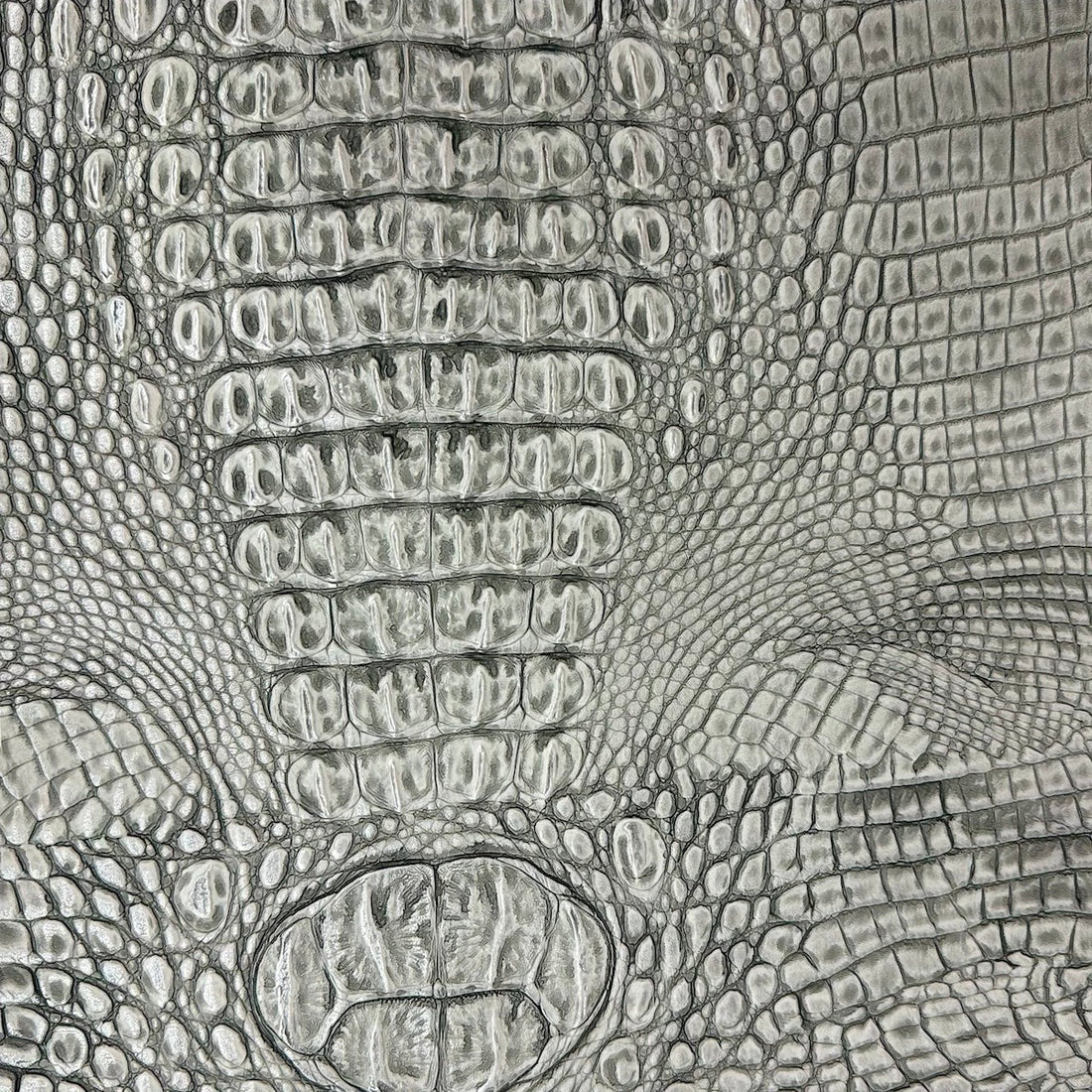 Mugger Two Tone Gator Vinyl Faux Leather Fabric, 56” Wide, for Handbags, Crafts & Upholstery