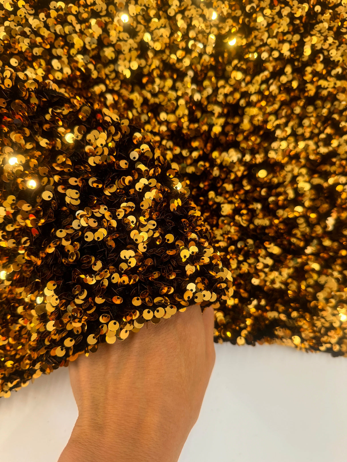 Sequin Velvet Deep Gold