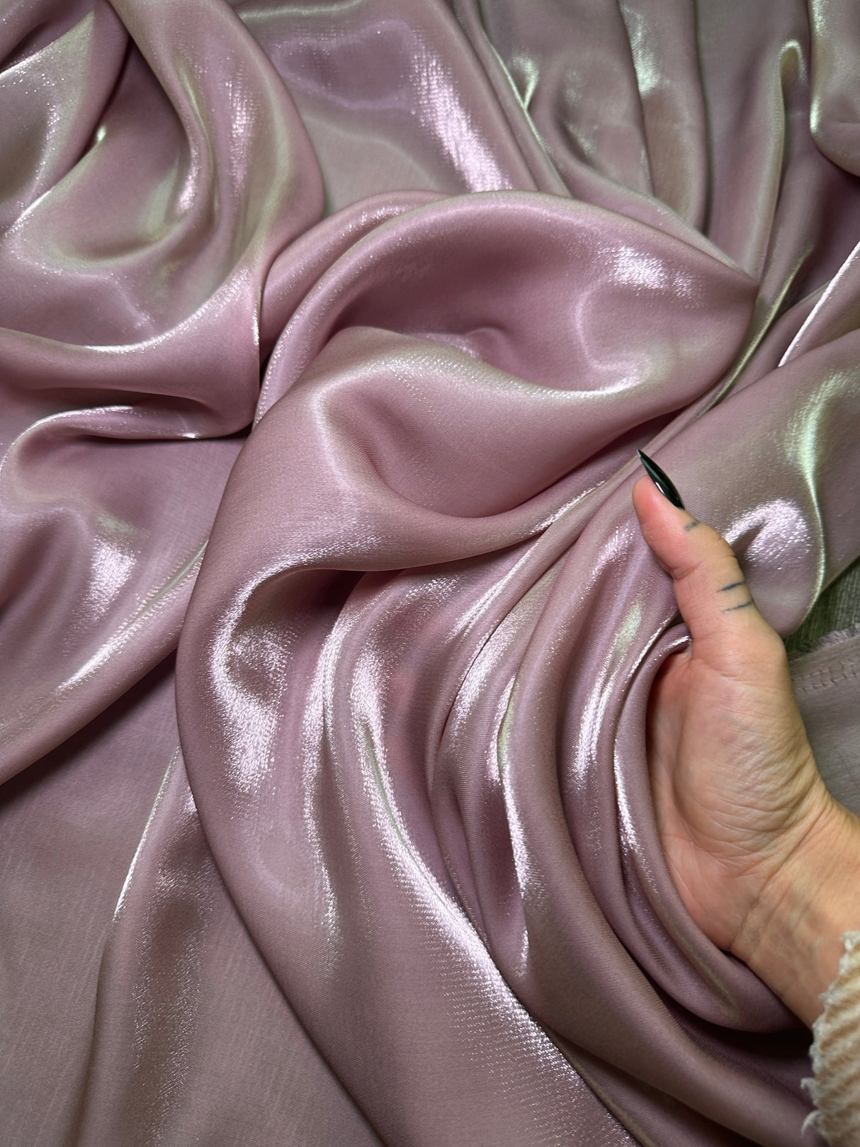 Liquid Shimmery Chiffon Mauve