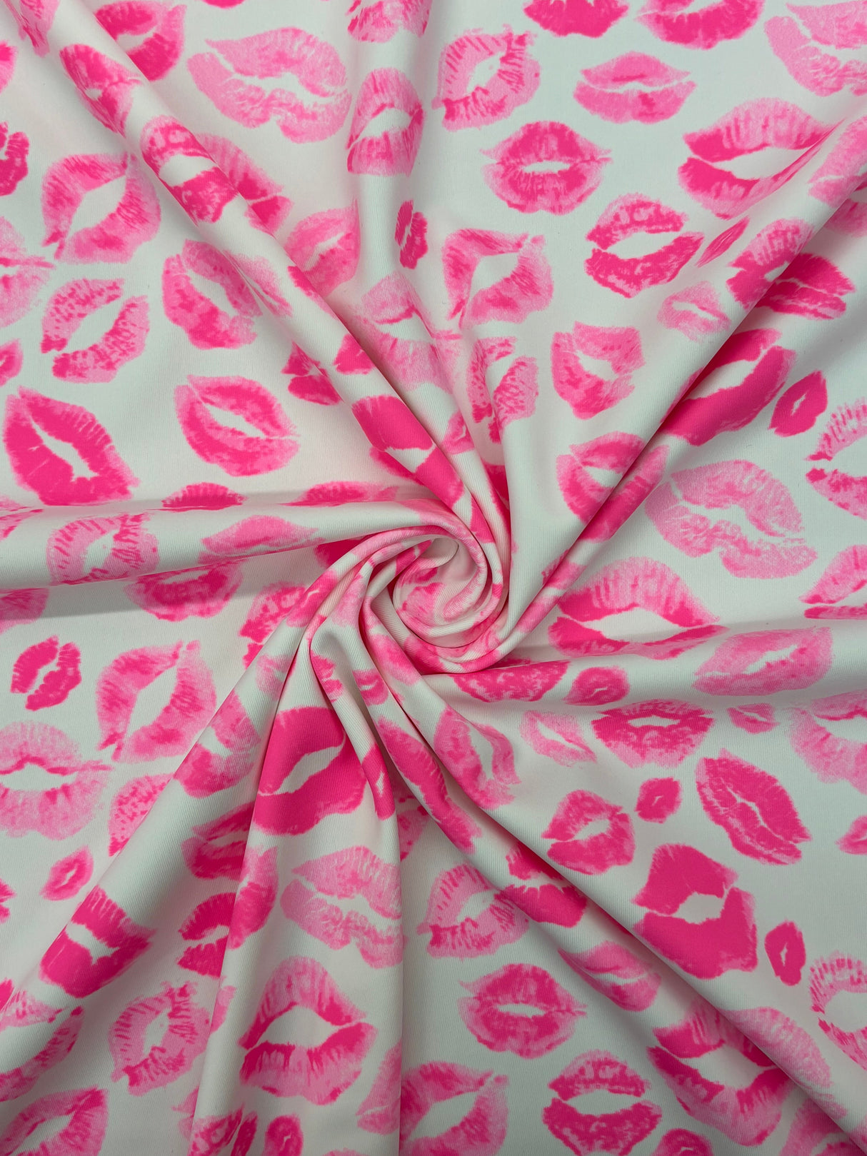 Kiss Print Blacklight Reactive Spandex Fabric - Blacklight Reactive Kiss Print, 58"/60" Width (1 Yard)