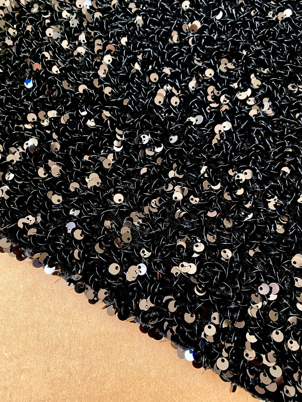 Stretch Sequin Velvet Black