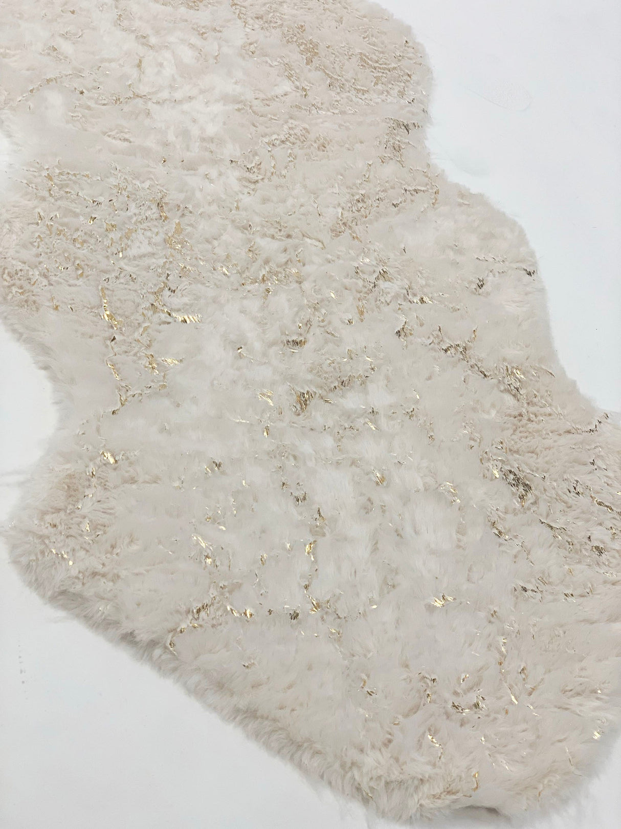 White With Golden Metallic Lines Faux Rabbit Touch Rug - White Lines, Faux Fur Rug (7'6" X 10'3")