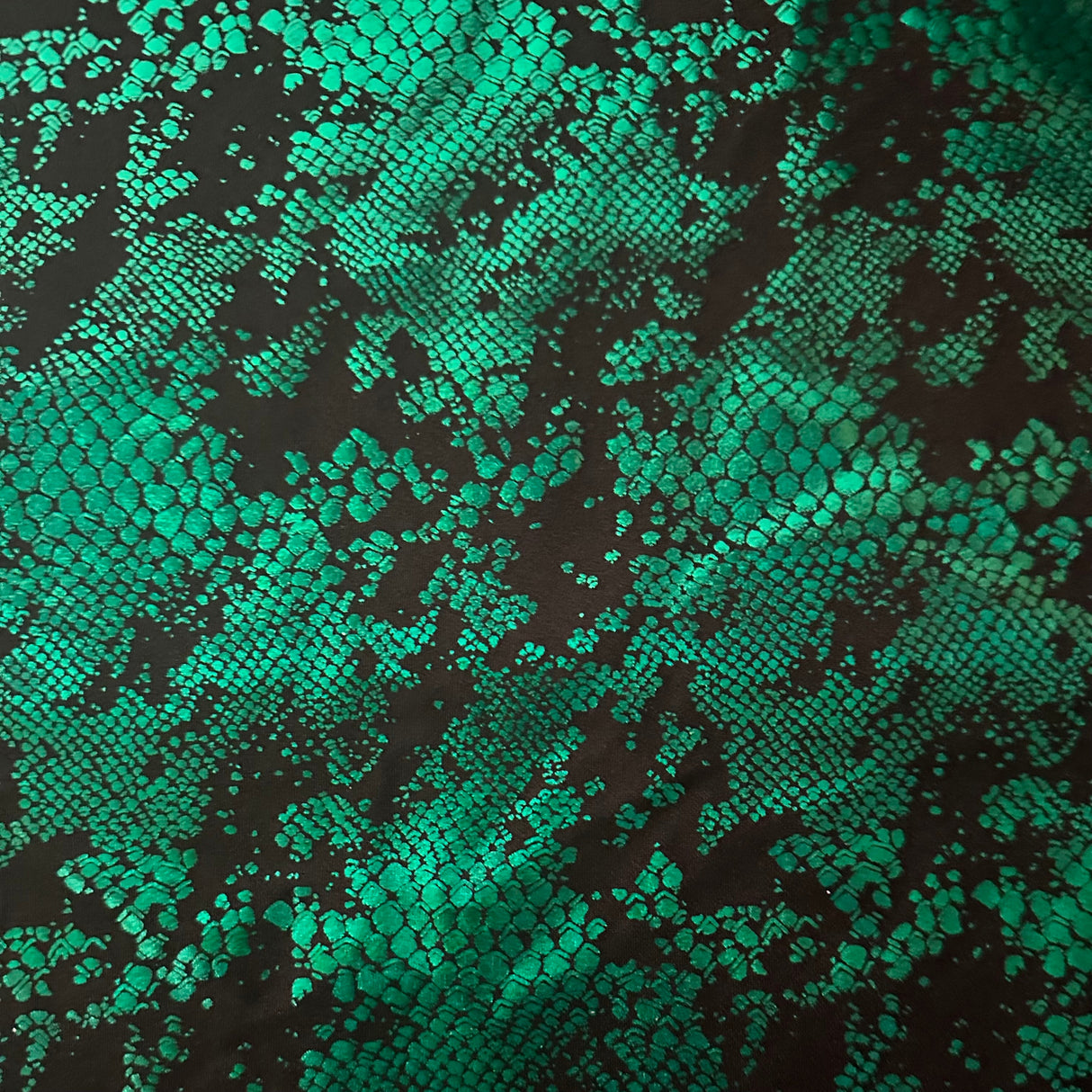 Hologram Tricot Nylon Spandex Fabric Viper Snake 60"