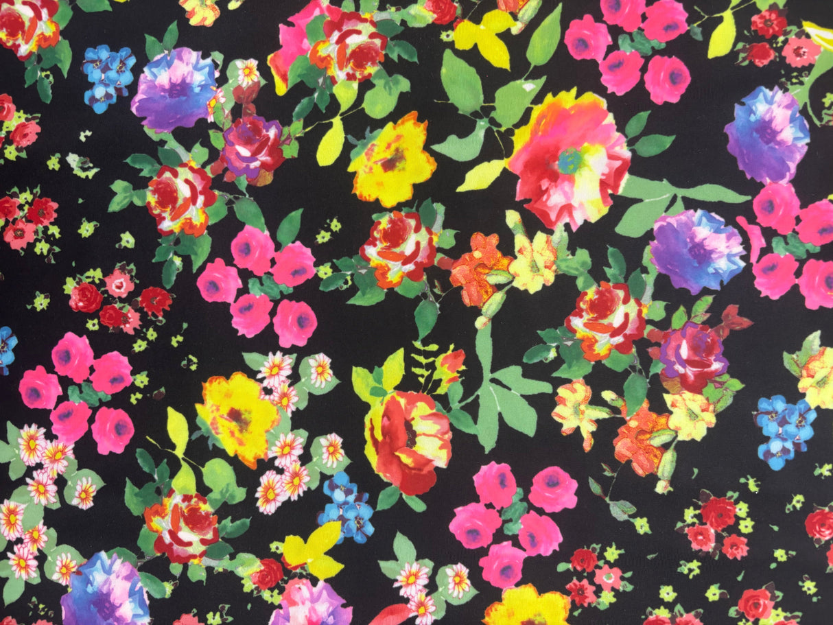 Floral Print Polyester Spandex Fabric - Floral Print, 58"/60" Width (1 Yard)