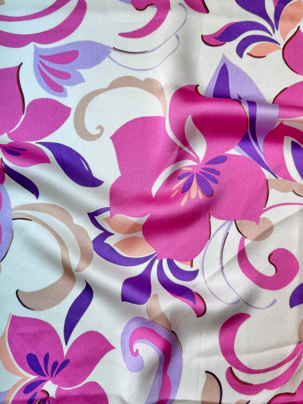 Printed Satin Ivory/Pink Floral