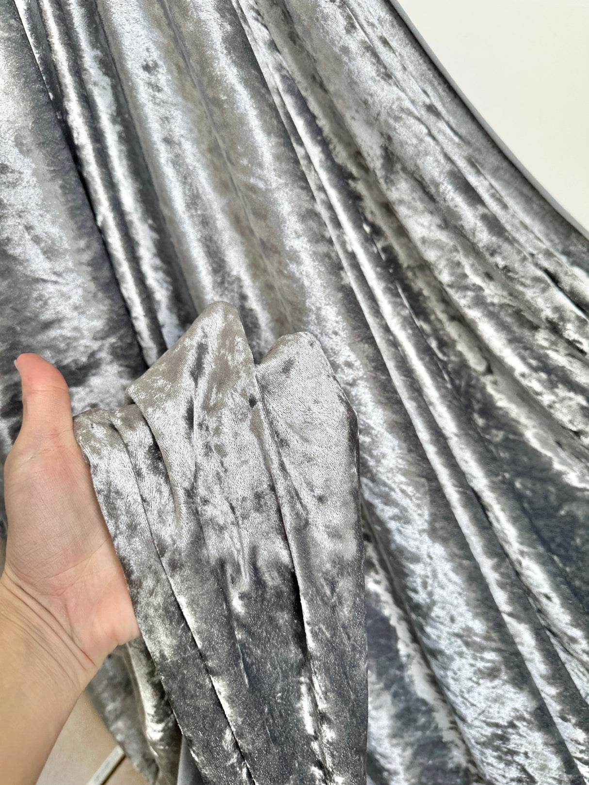 Stretch Crushed Velvet Silver