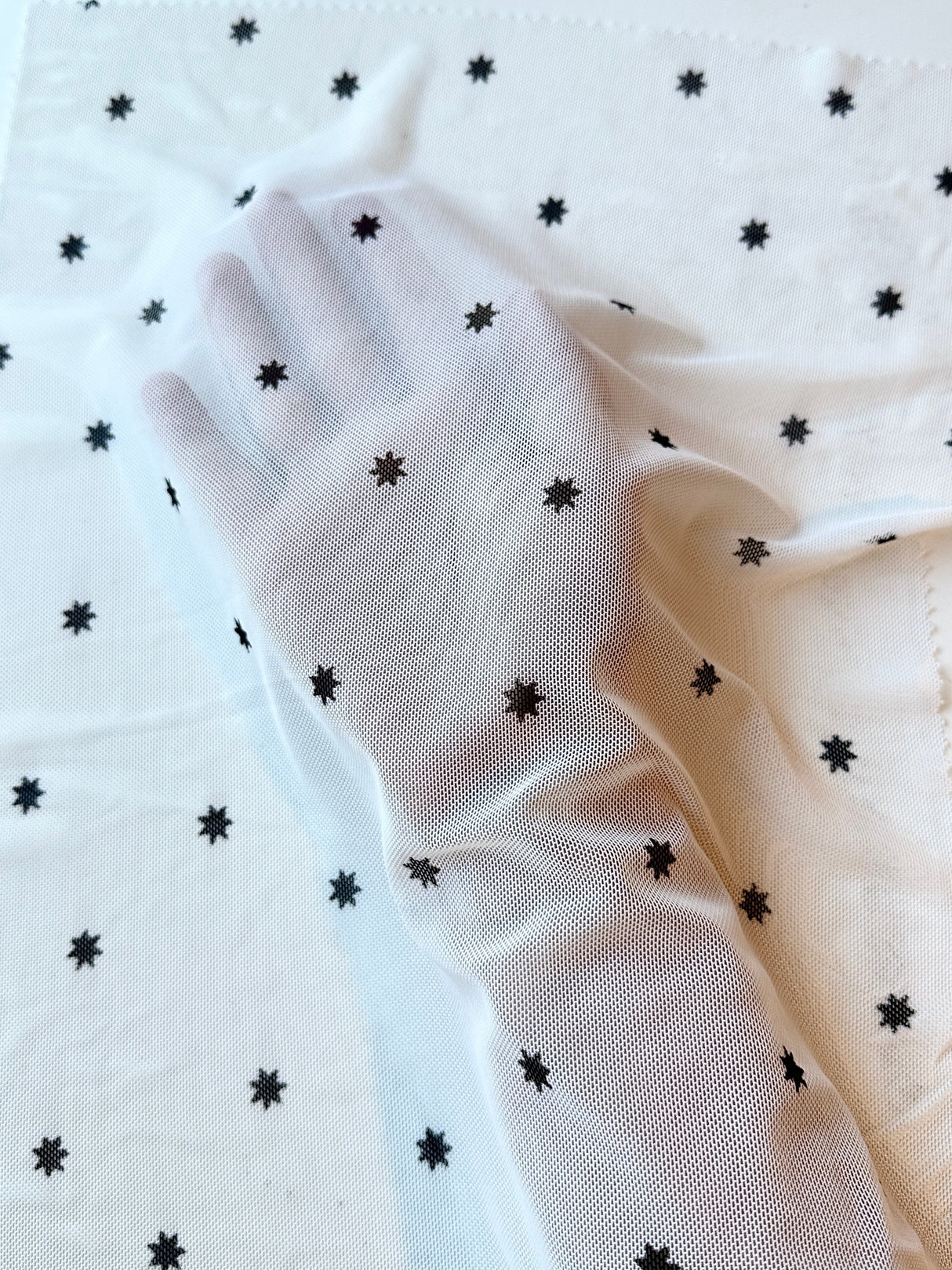 Printed Power Mesh White Black Star