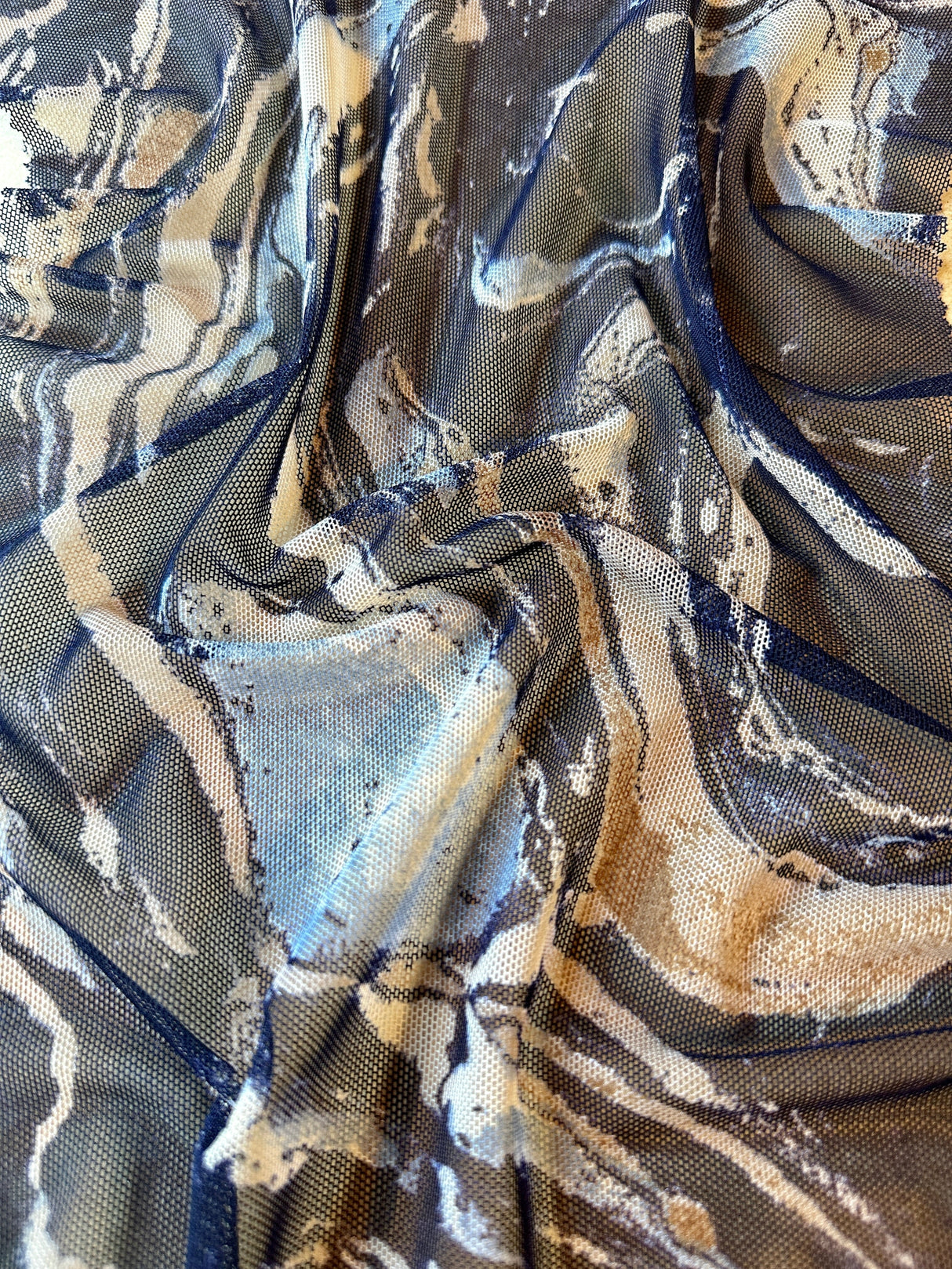 Power Mesh Black Marble