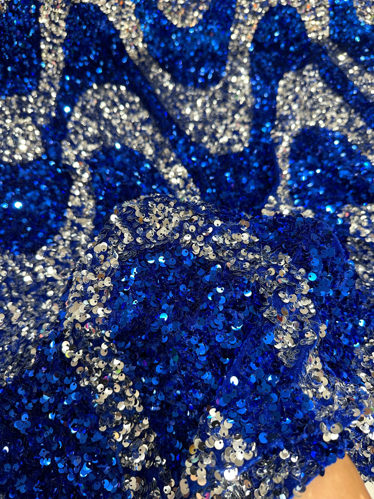 Stretch Sequin on Velvet Silver Blue