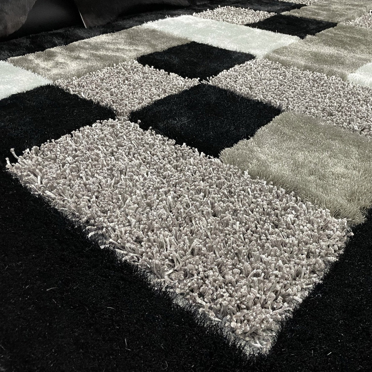 Square Plush Design Shag Area Rug Carpet - Shag Rug, Black/Earth, 2' X 3', 5' X 7', 7'6" X 10'3" (1 Unit)