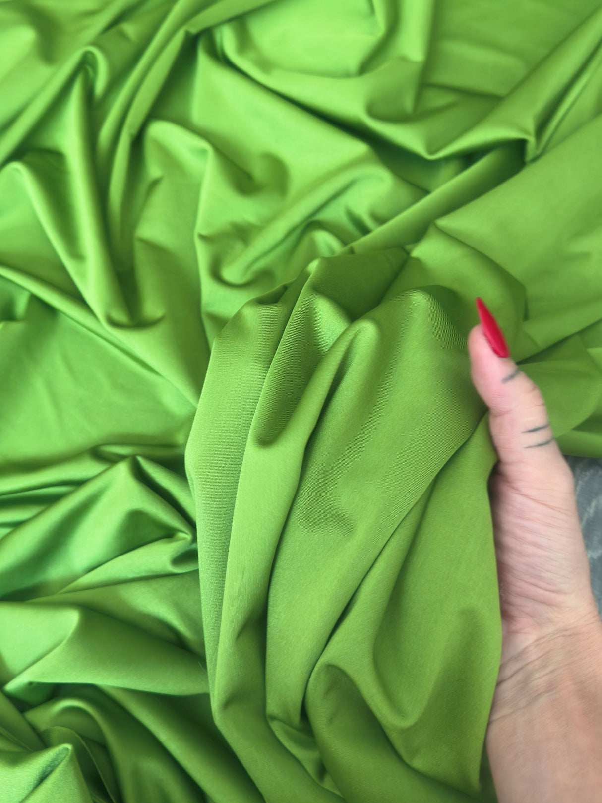 Shiny Yoga Nylon Spandex Apple Green