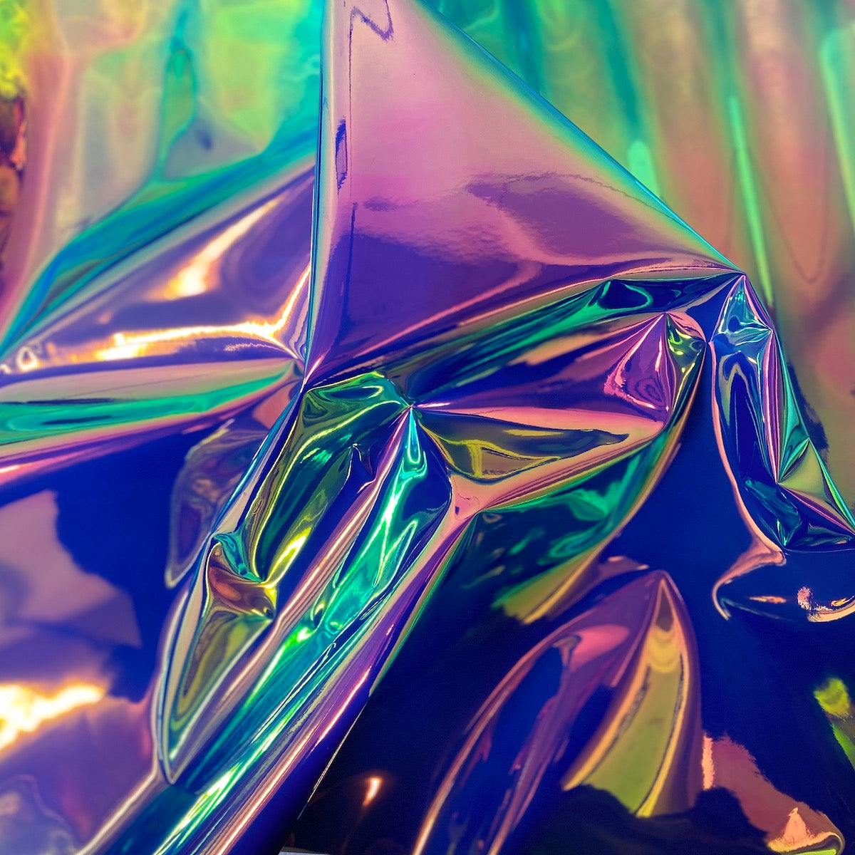 Chrome Reflective Mirror Vinyl Fabric - Silver, 54" Width (1 Yard)
