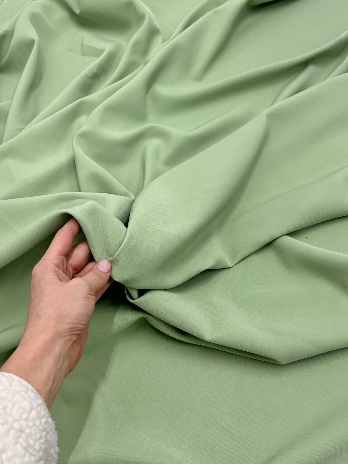Stretch Crepe Pistachio