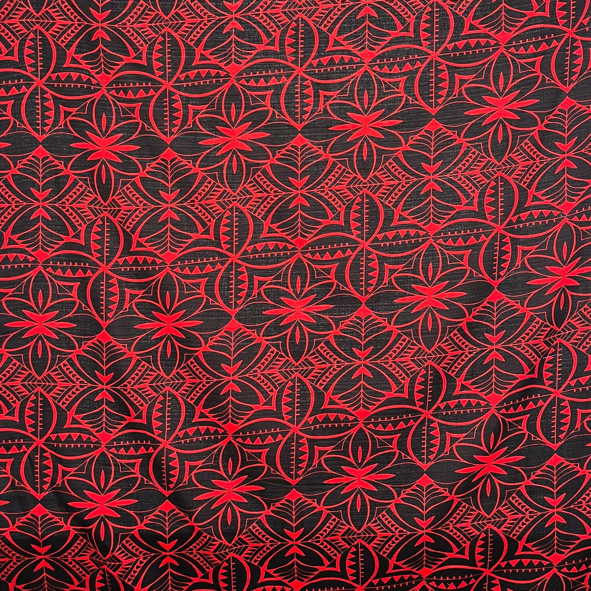 Traditional Polynesian Geometric Design Light Barkcloth Fabric - Beige And White, 45" Width (1 Yard)